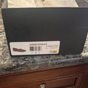 Dr scholls cheater print loafers